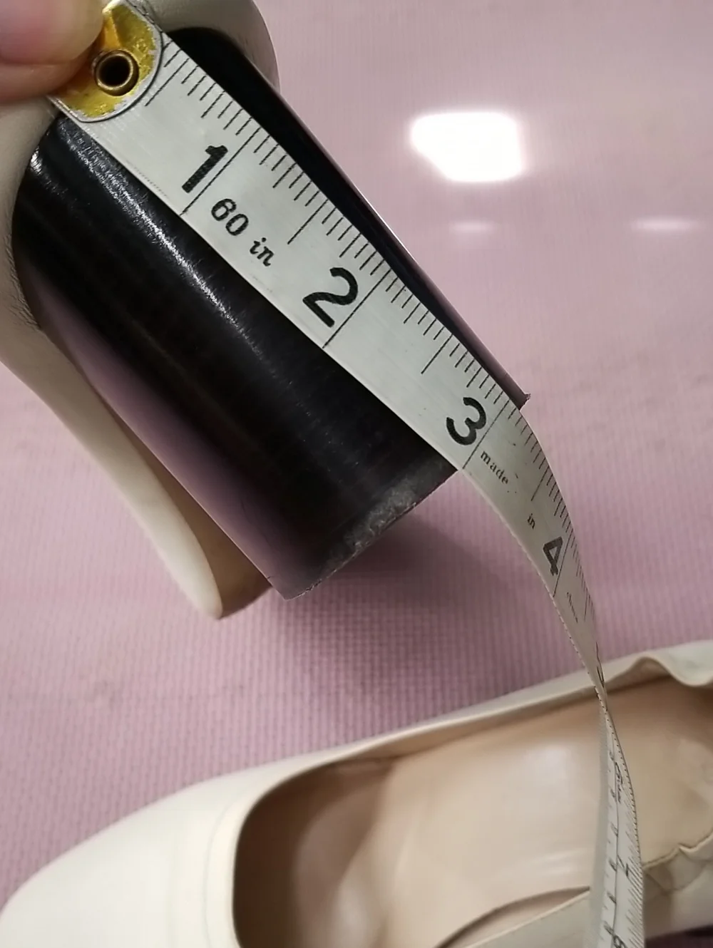 Everlane Off-White Leather Shoes with Elastic Back